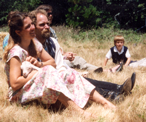 image&copy;Magical Menagerie, 2001